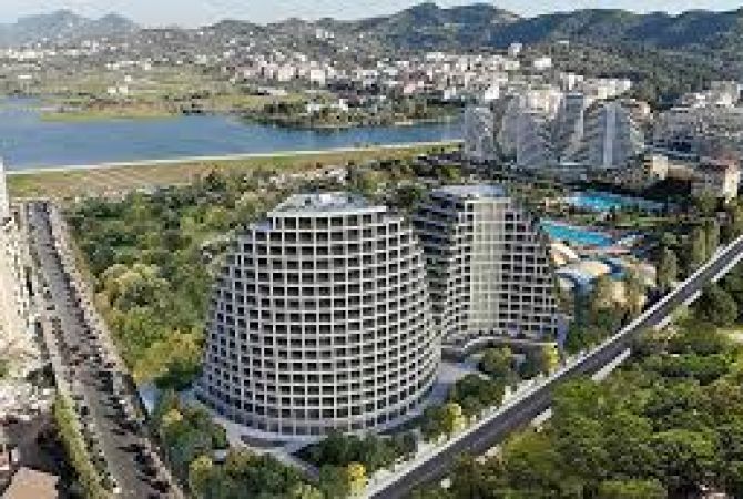 Ambient biznesi me qera 3+1 ne Tirane - 1,300 Euro