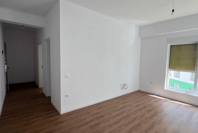 Apartment for sale in Tirana 1+1, Emty