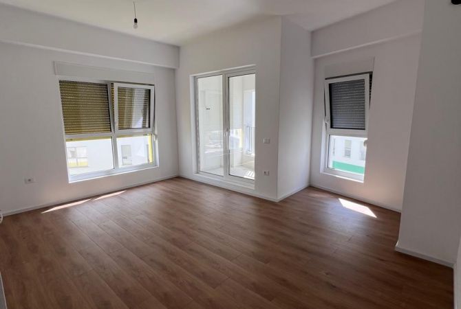 Apartment for sale in Tirana 1+1, Emty