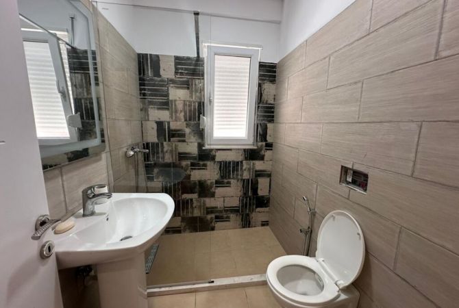 Shtepi me qera 1+1 ne Tirane - 550 Euro