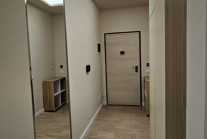Shtepi ne shitje Apartament ne Tirane, 3+1, Mobilimi E mobiluar, Pagesa 320,000  Euro.