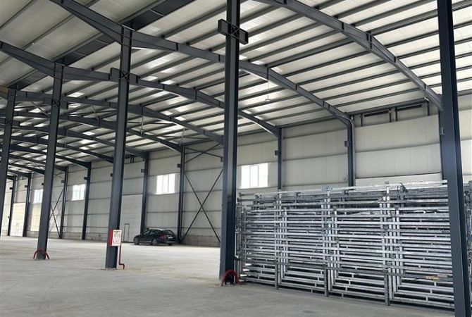 Ambient biznesi me qera 4+1 ne Tirane - 6,000 Euro