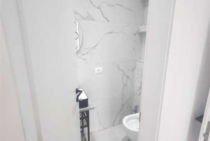Shtepi ne shitje 2+1 ne Tirane - 235,000 Euro