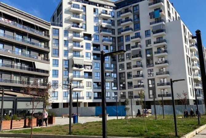 Shtepi ne shitje Apartament ne Tirane, 1+1, Mobilimi Bosh, pa mobiluar, Pagesa 132,000  Euro.