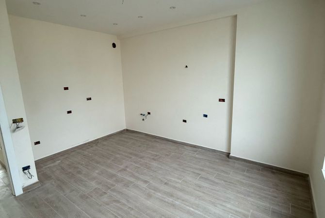 Shtepi ne shitje 3+1 ne Tirane - 250,000 Euro