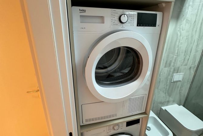 Shtepi ne shitje Apartament ne Tirane, 2+1, Mobilimi E mobiluar, Pagesa 185,000  Euro.