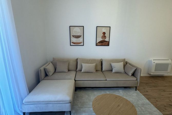 Shtepi me qera Apartament ne Tirane, 1+1, Mobilimi E mobiluar, Pagesa 700  Euro.