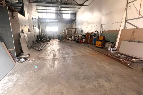 Business Property for Rent 4+1 in Tirana - 5,400 Euro