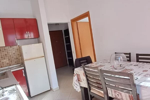 Shtepi ne shitje 2+1 ne Tirane - 85,000 Euro