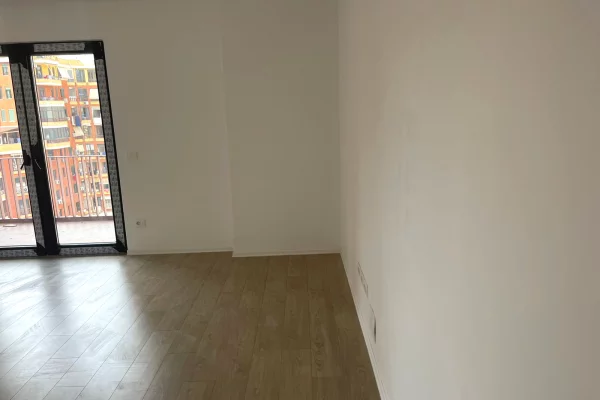 Business Property for Rent 3+1 in Tirana - 850 Euro