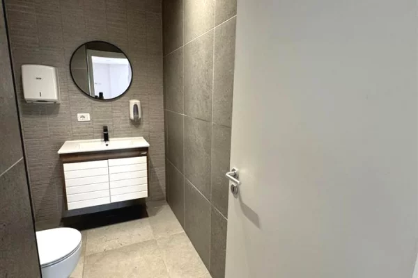 Business Property for Rent 3+1 in Tirana - 2,000 Euro