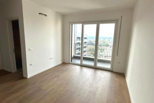 Shtepi me qera Apartament ne Tirane, 1+1, Mobilimi Bosh, pa mobiluar, Pagesa 500  Euro.