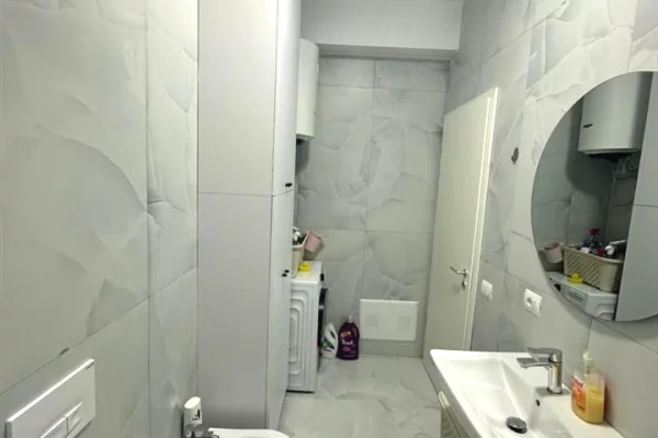 Shtepi me qera 1+1 ne Tirane - 45,000 Leke