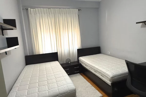 Shtepi ne shitje 1+1 ne Tirane - 170,000 Euro