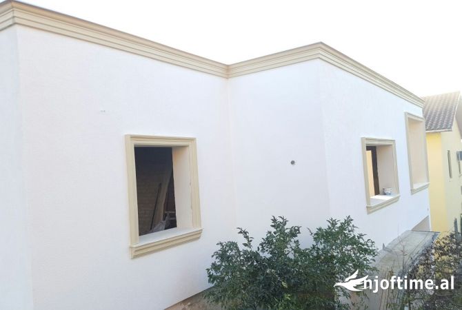 Ambient biznesi ne shitje 3+1 ne Tirane - 70,000 Euro