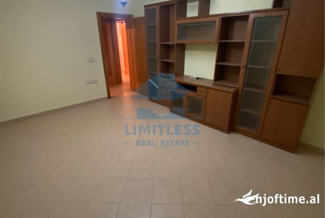 Ambient biznesi me qera 1+1 ne Tirane - 650 Euro