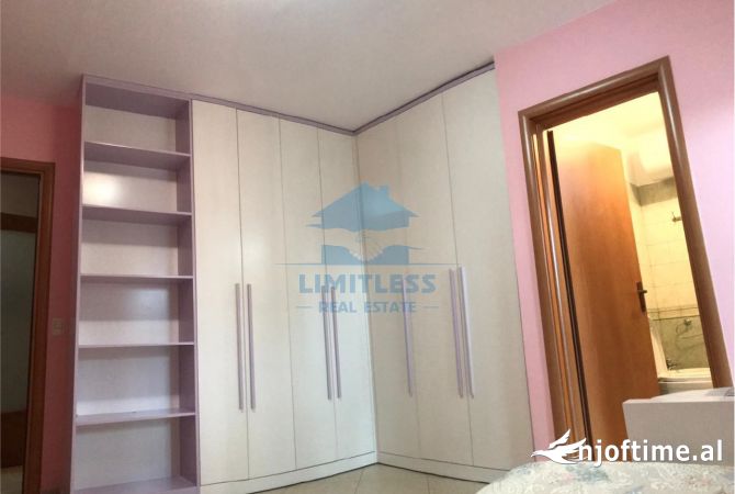 Shtepi me qera Apartament ne Tirane, 3+1, Mobilimi E mobiluar, Pagesa 1,200  Euro.