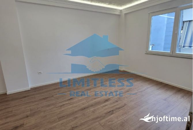 Shtepi ne shitje 2+1 ne Tirane - 210,000 Euro
