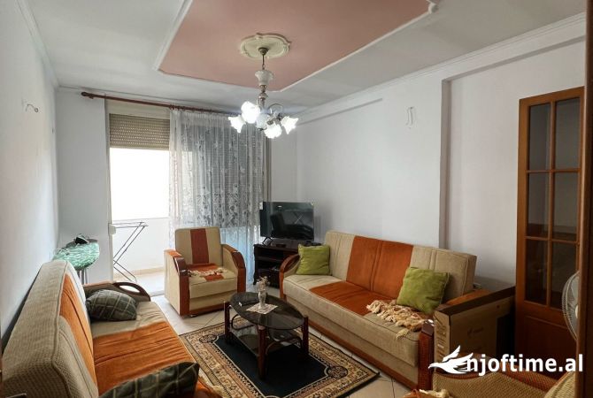 Shtepi me qera 1+1 ne Tirane - 450 Euro