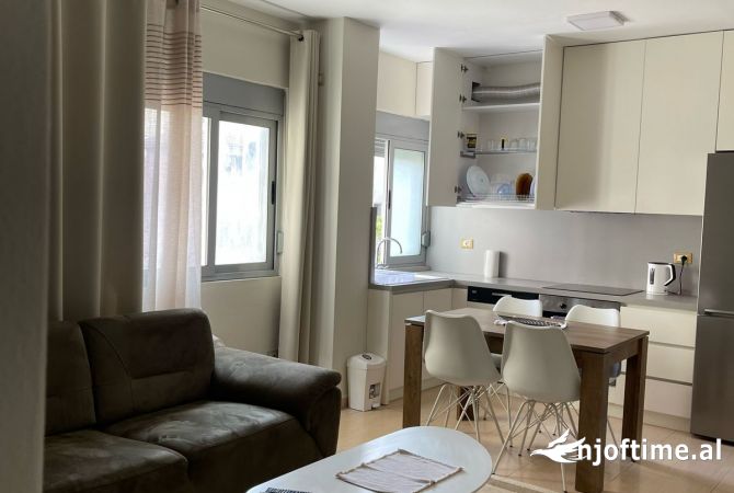 Shtepi me qera 1+1 ne Tirane - 550 Euro