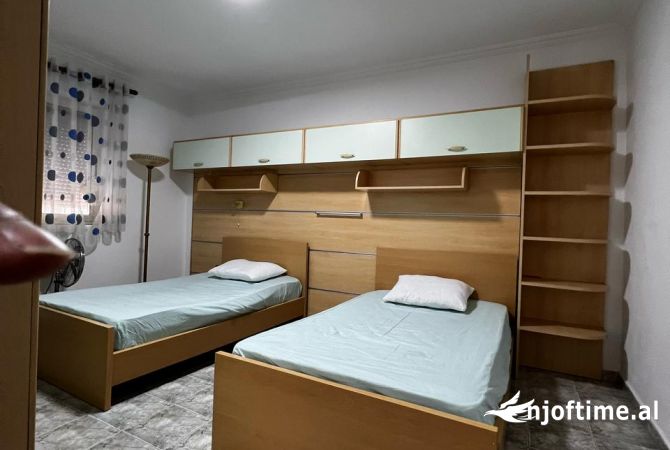 Shtepi me qera 2+1 ne Tirane - 550 Euro