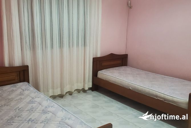 Shtepi me qera 1+1 ne Tirane - 36,000 Leke