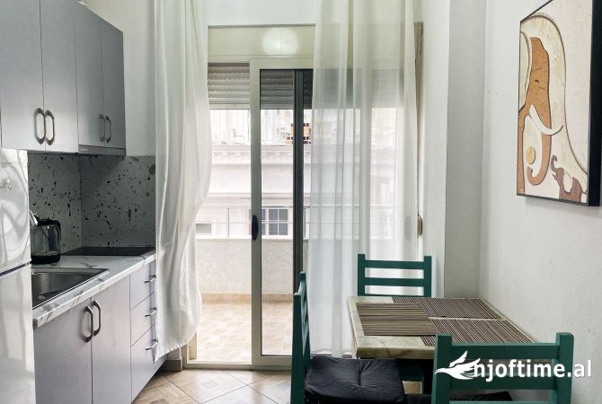 Shtepi me qera 1+1 ne Durres - 200 Euro