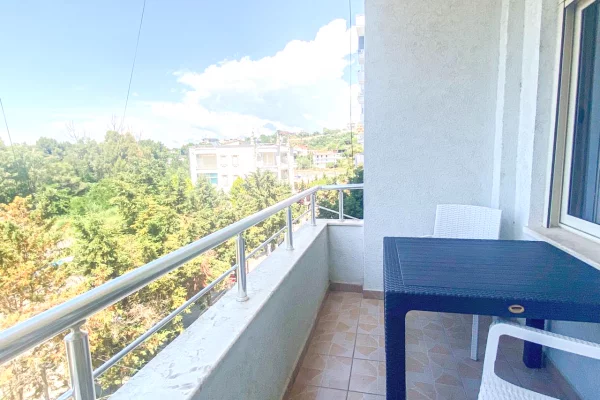 Shtepi me qera 1+1 ne Durres - 200 Euro