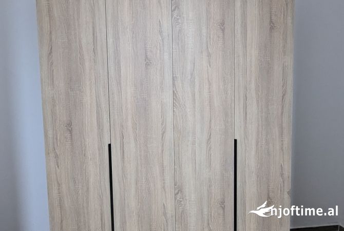 Shtepi me qera Apartament ne Durres, 2+1, Mobilimi E mobiluar, Pagesa 400  Euro.