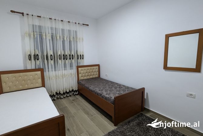 Shtepi me qera 2+1 ne Durres - 400 Euro
