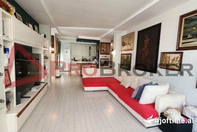 Casa in vendita 2+1 a Tirana - 288,888 Euro