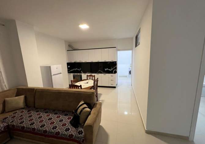 Jepet me Qera Apartament 2+1 ne Zonen e Freskut