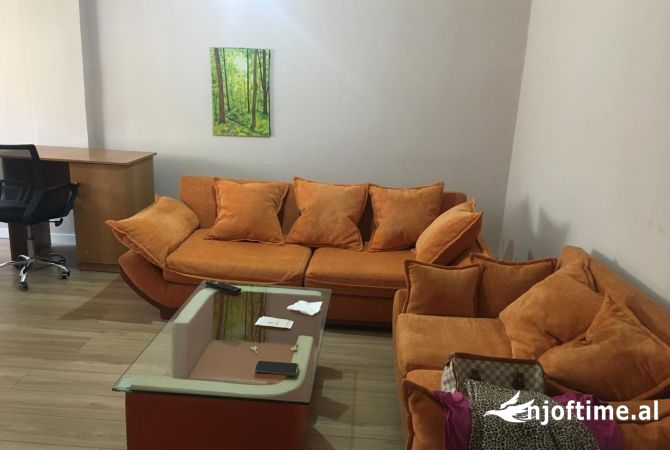 Shtepi me qera 1+1 ne Tirane - 550 Euro