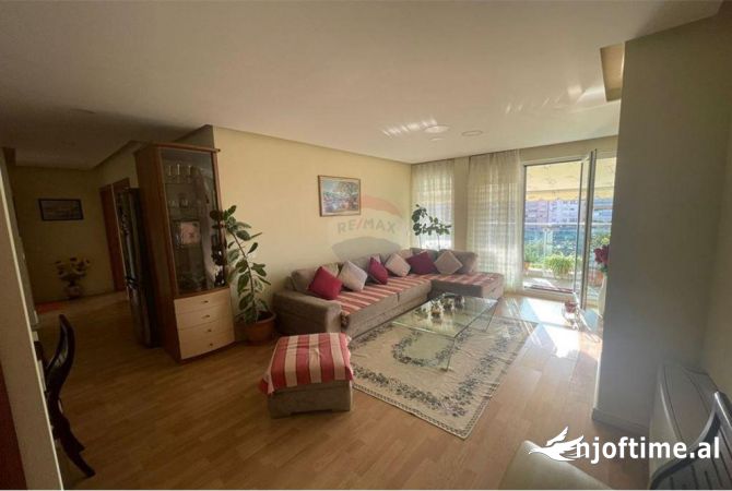 Shtepi me qera 2+1 ne Tirane - 850 Euro