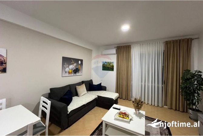APARTAMENT 2+1, KOMUNA E PARIST 800 €