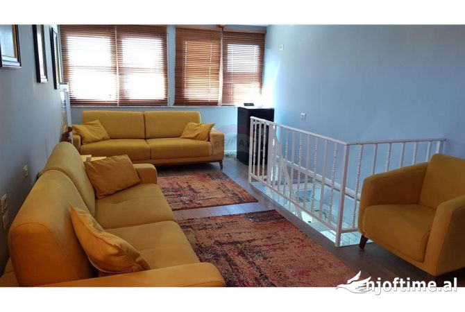 Shtepi ne shitje 4+1 ne Tirane - 225,000 Euro