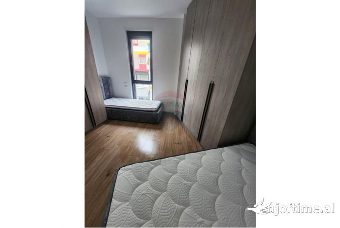 Shtepi me qera Apartament ne Tirane, 2+1, Mobilimi E mobiluar, Pagesa 800  Euro.