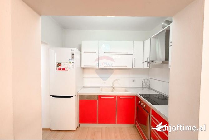 Shtepi me qera 2+1 ne Tirane - 700 Euro