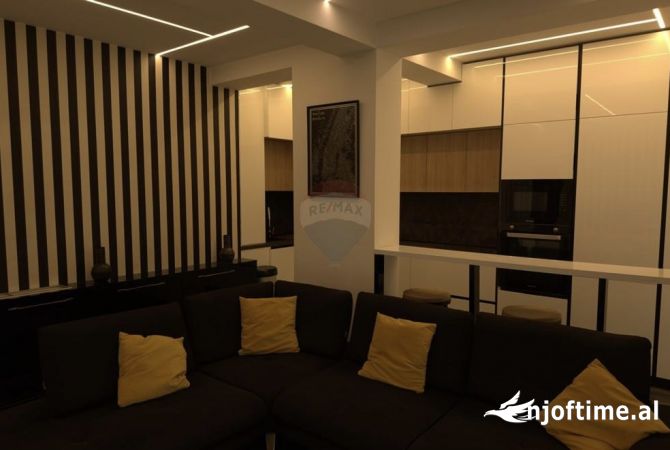 Shtepi ne shitje 2+1 ne Tirane - 180,000 Euro