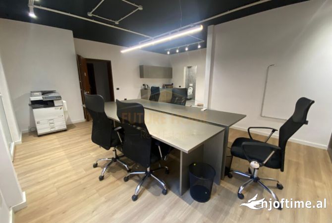 Shtepi ne shitje 2+1 ne Tirane - 135,000 Euro