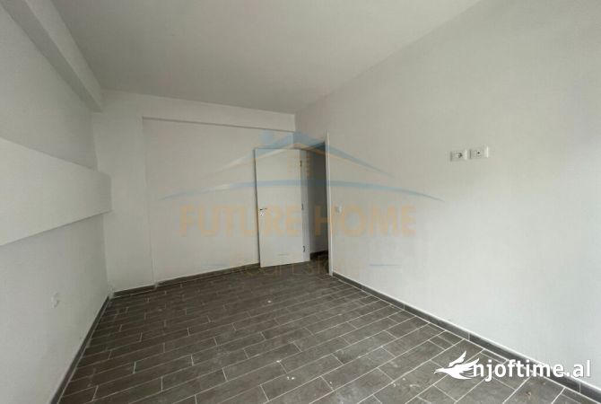 Shtepi me qera 2+1 ne Tirane - 400 Euro
