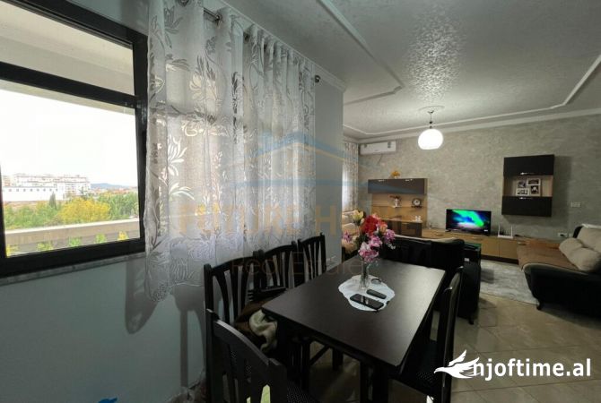 Shtepi ne shitje Apartament ne Tirane, 2+1, Mobilimi E mobiluar, Pagesa 90,000  Euro.