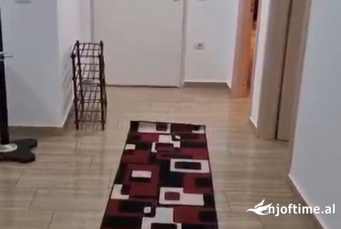 Shtepi me qera 3+1 ne Tirane - 800 Euro
