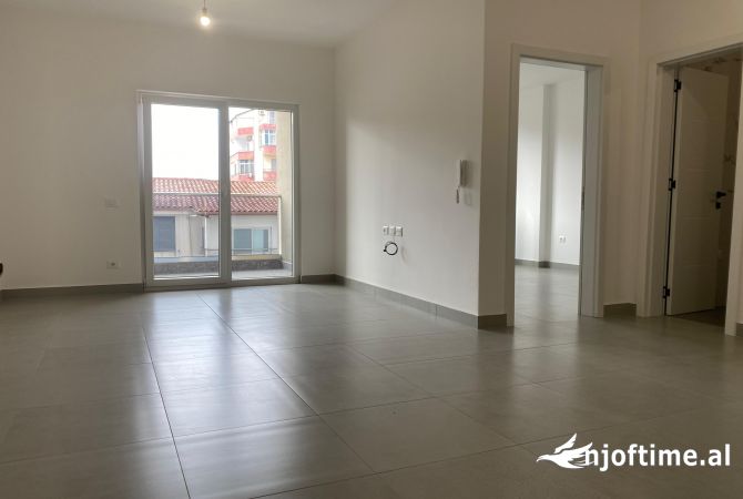 Shtepi ne shitje 1+1 ne Durres - 105,000 Euro