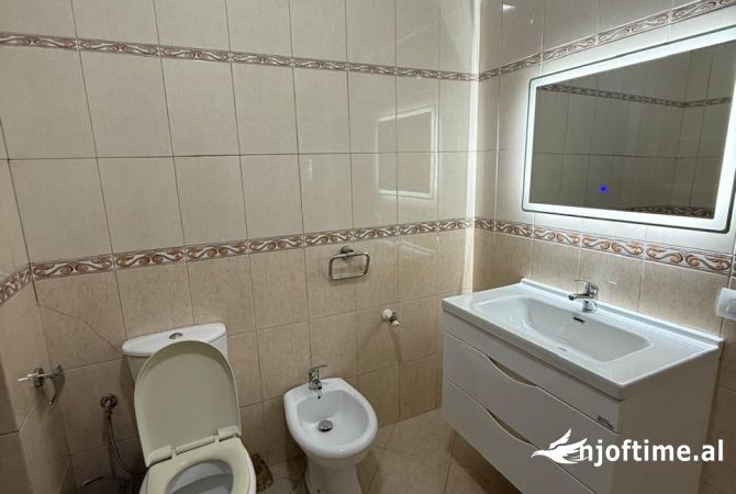 Shtepi me qera 2+1 ne Tirane - 50,000 Leke