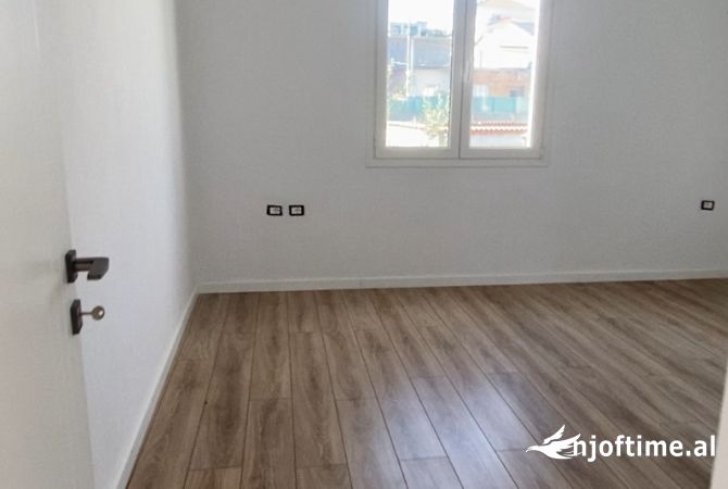 Shtepi me qera 2+1 ne Tirane - 45,000 Leke