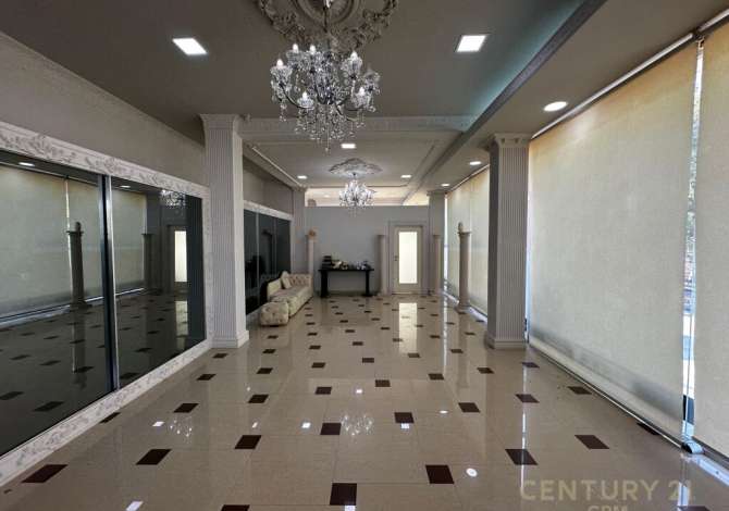 Ambient biznesi me qera 1+1 ne Tirane - 800 Euro