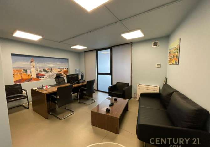 JEPET ME QIRA AMBIENT PER ZYRA TEK RR. BARRIKADAVE !  RRUGA E BARRIKADAVE Tirana, Albania Per Qira 6