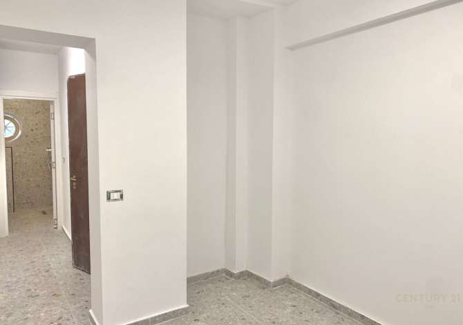 Ambient biznesi me qera 3+1 ne Tirane - 700 Euro