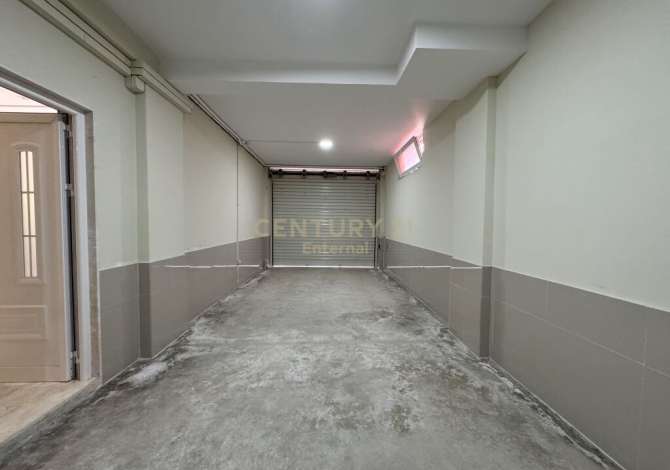 House for Rent 4+1 in Tirana - 1,300 Euro